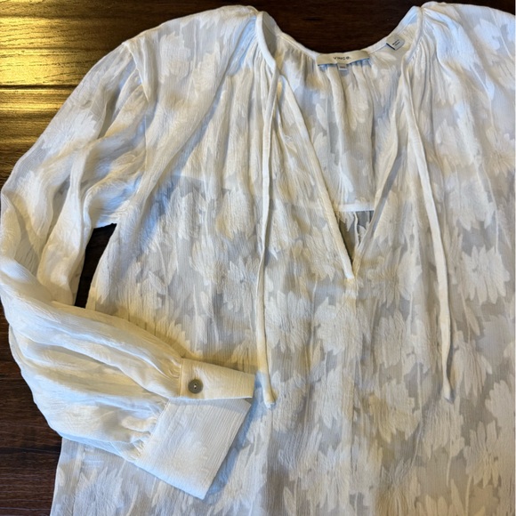 Vince Shirred Band Collar Blouse size XS - Picture 6 of 8